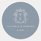 Dusty Blue Crest Monogram Wedding Envelope Seal Ronde Sticker (Voorkant)