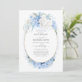Dusty Blue en White Flowers Elegant Wedding Kaart (Staand voorkant)