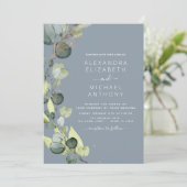 Dusty Blue Eucalyptus Rustic Greenery Wedding Kaart (Staand voorkant)
