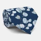 Dusty Blue Eucalyptus Sprigs Navy Weddenschap Stro Stropdas (Opgerold)