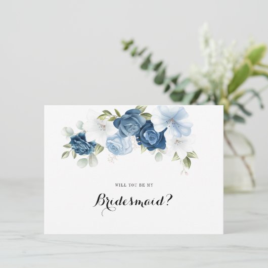 Dusty Blue Floral Greenery Bridesmaid Voorstel Kaart (Staand voorkant)