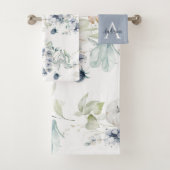 Dusty Blue Floral Monogramed Towel Set Bad Handdoek (Insitu)