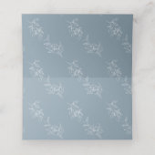 Dusty Blue Floral Wedding Place Card (Binnenkant ongevouwen)