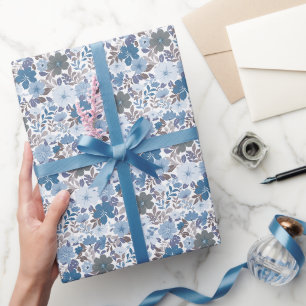 Dusty Blue & Grey Winter Sky Bloementuin Cadeaupapier