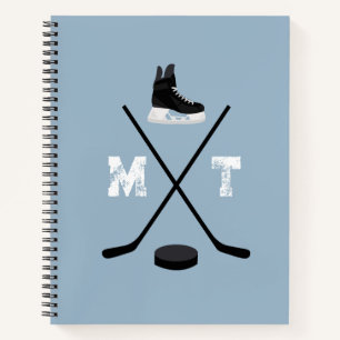 Dusty Blue Ice Hockey Classic Verdrietig Monogram Notitieboek