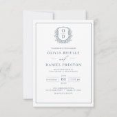 Dusty Blue Leafy Crest Monogram Elegant Wedding Kaart (Voorkant)
