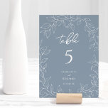 Dusty Blue Minimal Leaf Mariage Numéro de table<br><div class="desc">Ce design de numéro de table de mariage en feuille bleu poussiéreux incarne parfaitement une esthétique romantique moderne. Avec un mélange classique d'arrière - plan bleu poussiéreux avec des motifs de feuilles blanches minimes, agrémenté d'un script de calligraphie simple associé à une police serif sobre. Le résultat est une sensation...</div>