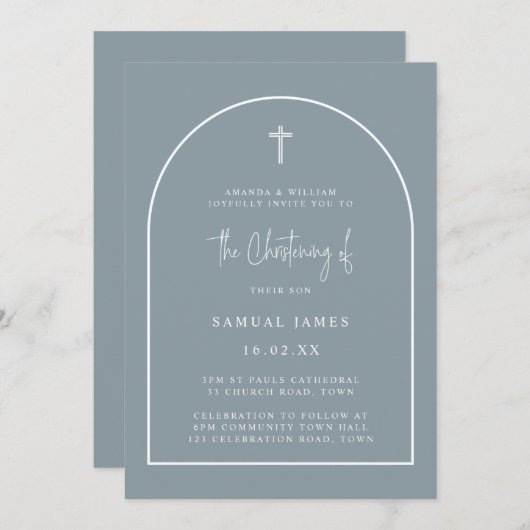 Dusty Blue Modern Arch Script Minimal Christening Kaart (Voorkant / Achterkant)
