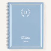 Dusty blue Monogram Personalized Quiet Luxury Notitieboek (Voorkant)