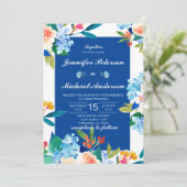 Dusty Blue & Peach Floral Wedding Invitation Kaart (Staand voorkant)