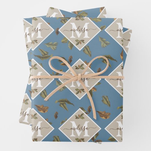 Dusty Blue Rustic Feuilles Brown Monogramme (En situation)