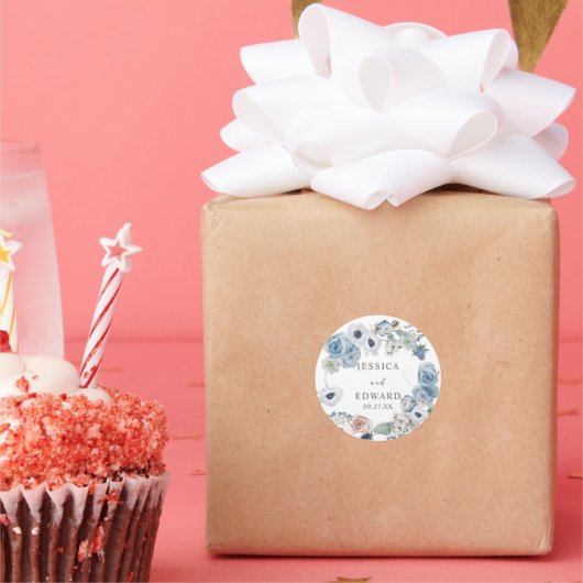 Dusty Blue Rustic Wedding Floral Ronde Sticker (Feest)