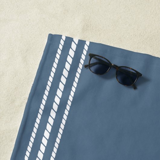 Dusty Blue Specialized Family Name Pineapple Strandlaken (In situ)