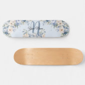 Dusty Blue Waterverf Ivory Flowers Leaves Rustic Skateboard (Horizontaal)