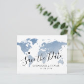 Dusty Blue Waterverf Wereldkaart Sla de datum op Aankondigingskaart (Staand voorkant)
