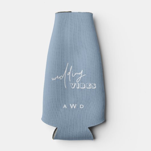 Dusty Blue Wedding Vibes White Typografie Flesjeskoeler (Voorkant)