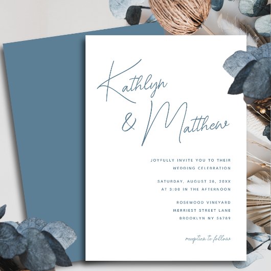 Dusty Blue Whimsical Script minimalistische bruilo Kaart
