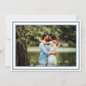 Dusty Blue White Couple Foto Traditional Wedding Kaart (Achterkant)