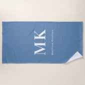 Dusty blue white monogram naam initialen strandlaken (Voorkant)