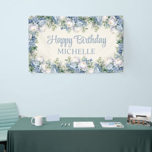 Dusty Blue White Roses Happy Birthday Script Spandoek (Beurs)