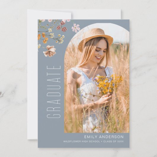 Dusty Blue Wildflower Afstuderen aankondiging (Voorkant)