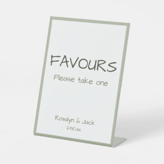 Dusty Green Casual Handschrift Wedding Favors Reclamebord Met Voetstuk