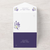 Dusty Paars Iris White Daisy Botanical Wedding All In One Uitnodiging (Buitenkant)