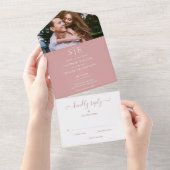 Dusty Roos and Gold Monogram Foto Weddenschap All In One Uitnodiging (Afscheurbaar)