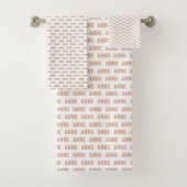 Dusty Roos Name Pattern Modern Bad Handdoek (Insitu)
