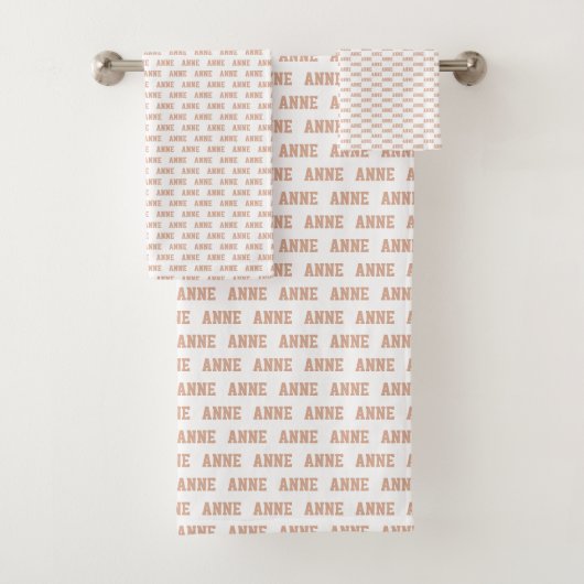 Dusty Roos Name Pattern Modern Bad Handdoek (Insitu)