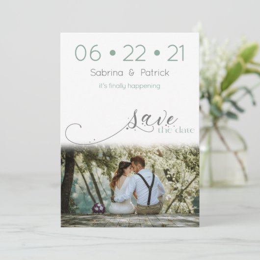 Dusty Sage Modern Photo Save the Date Kaart (Staand voorkant)