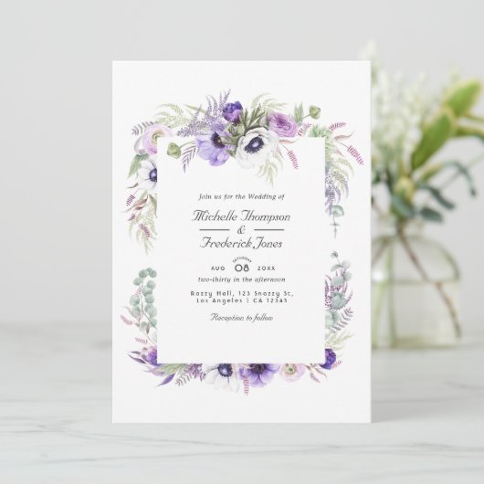 Dusty Violet Floral QR Code RSVP Weddenschap Kaart (Staand voorkant)