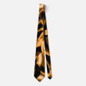 Dweilen van verbrande linten, oranje kleur stropdas (Voorkant)