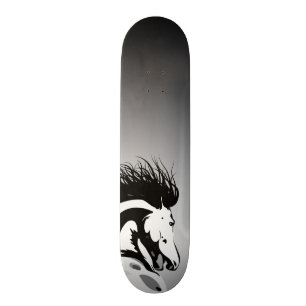 dynamische paardenafbeelding skateboard