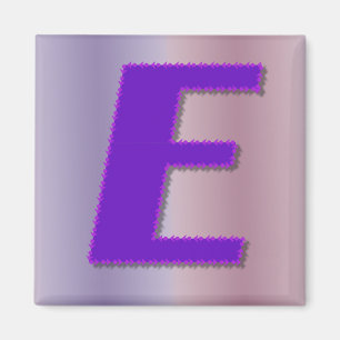 E paarse monogram magneet