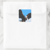 Eagle in vlucht vierkante sticker (Tas)