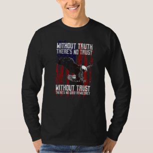 Eagle met Amerikaanse vlag T-shirt