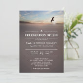 Eagle Over Mountains Celebration of Life Kaart (Staand voorkant)