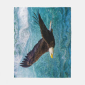 Eagle Soaring boven het Storm Fleece Deken (Voorkant)