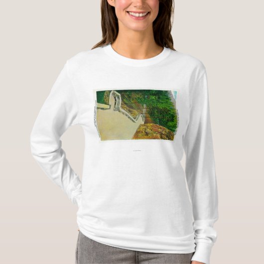 Eagle's Nest Observatory on Columbia River T-shirt (Voorkant)