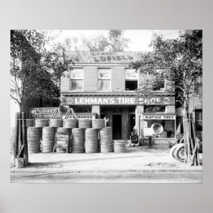 Early Tire Shop, 1921. foto Poster