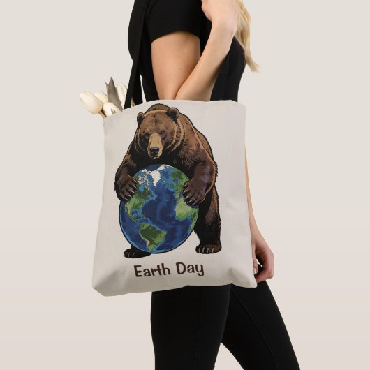 Earth Day Bear Hugging Planet Design Draagtas (Dichtbij)