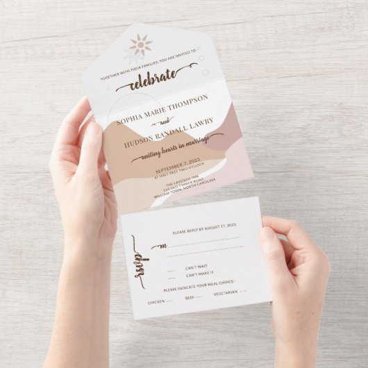 Earthtone Mountain Avontuur All In One Uitnodiging (Afscheurbaar)