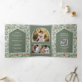 Earthy Sage Green Terrazzo Tegel QR Code Weddensch Drieluik Uitnodiging (Binnen)