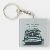 Easily Distracted by Classics Sleutelhanger (voorkant)