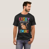 Easily Distracted By Lemurs  Lemur T-shirt (Voorkant volledig)
