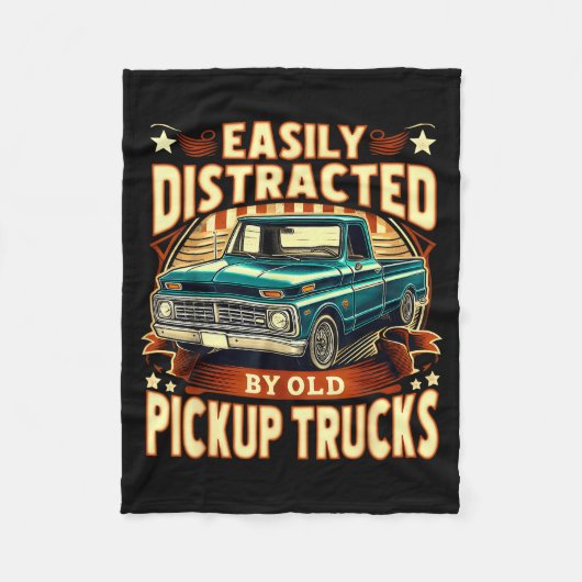 Easily Distracted By Old Ckup Trucks Funny Trucker Fleece Deken (Voorkant)