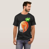Easter Egg Painted As Carrot On Easter T-shirt (Voorkant volledig)