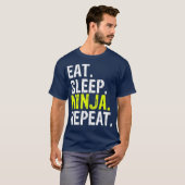 Eat Sleep Ninja Repeat Gift (2) T-shirt (Voorkant volledig)