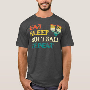 Eat Sleep Softball Herhalen voor meisjes Retro T-shirt